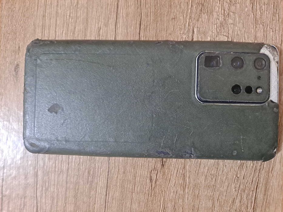 Samsung galaxy S20 ultra 12/ 128  zapchastga sotiladi