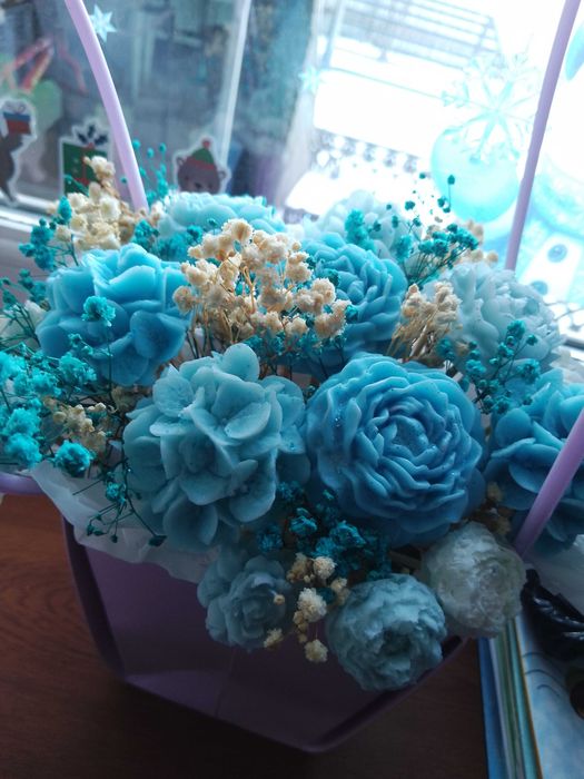 Восковой букет на подарок