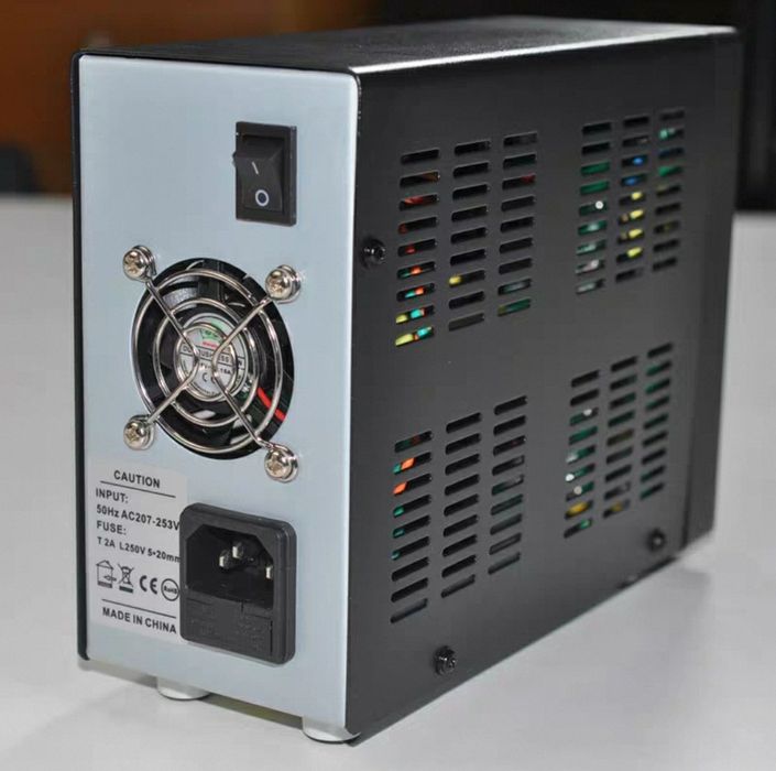 Лабораторный источник питания TACKLIFE модель MDC01