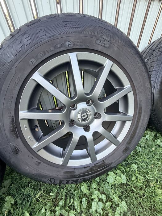 Jante VW 215/65/R16/ 7JJ X16H2 et 40