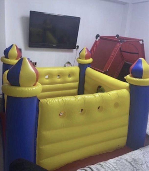 Castel gonflabil copii