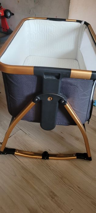 Сгъваема кошара/люлка "next to me" на Chipolino