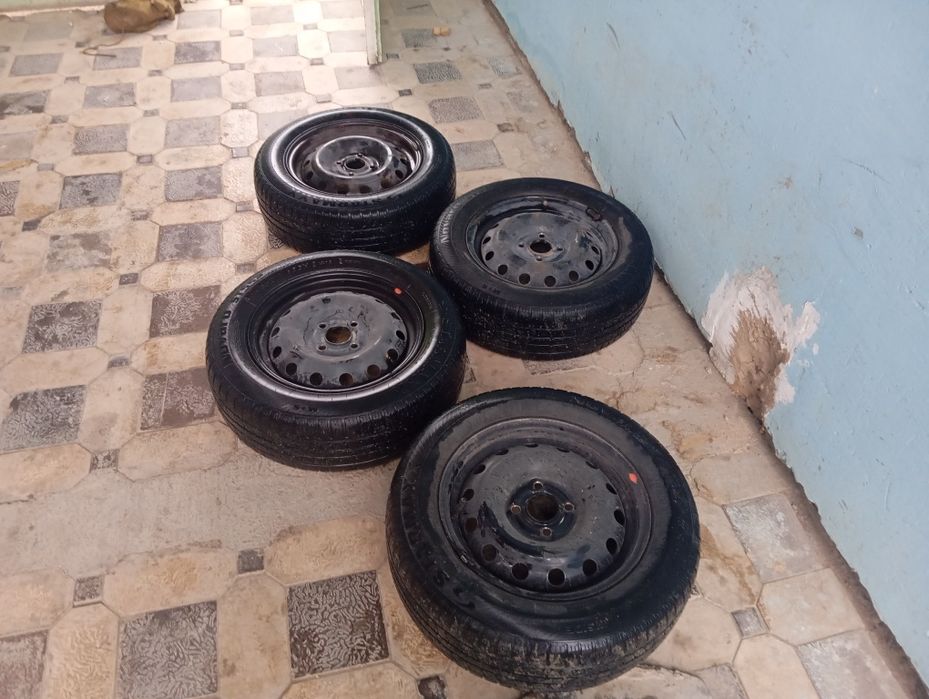 Balon R_14 sparkdan yechilgan