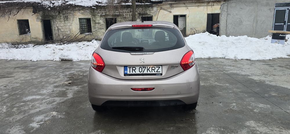 Peugeot 208 1.6hdi