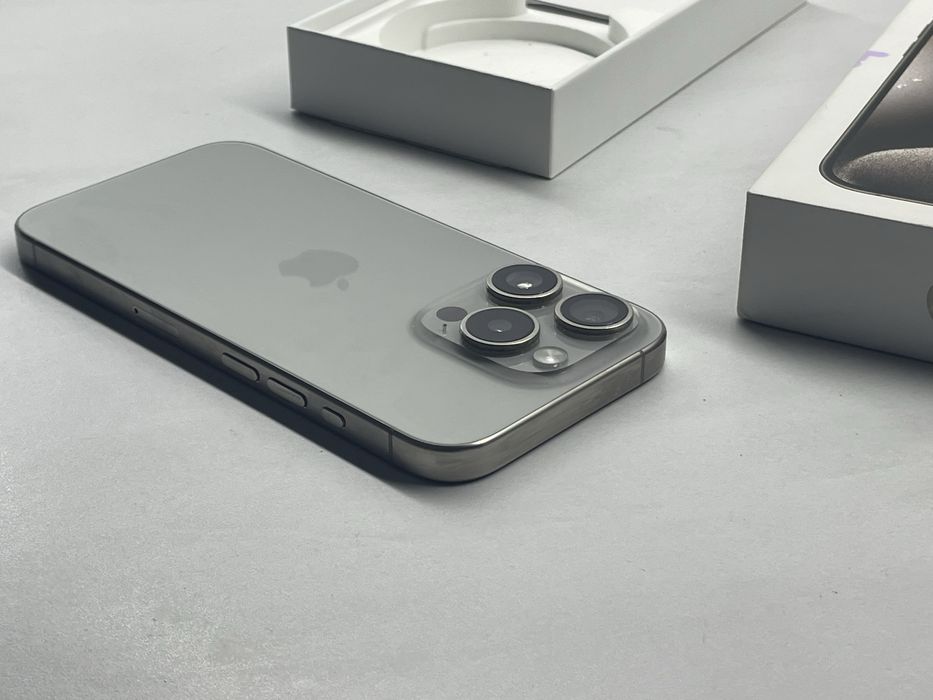 Бартер iPhone 15 pro 512gb 100%  natural