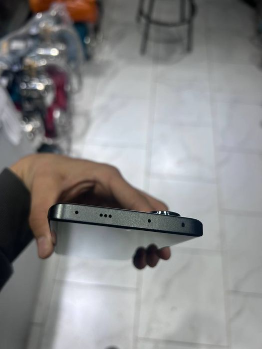 Xiaomi redmi 13 pro+