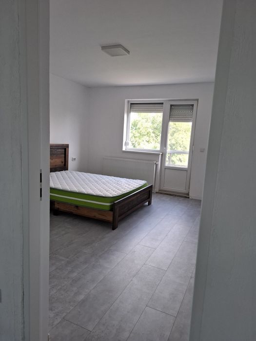 Vand casa finisata  3 camere