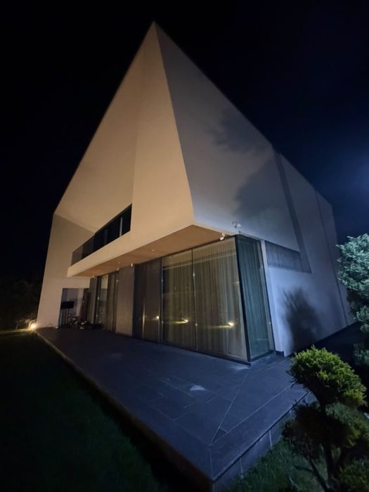 Knight real villa one