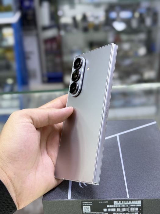 Fold 7 12/512 gb