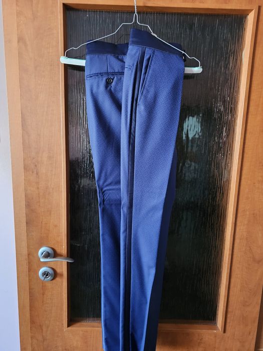 Бален костюм син