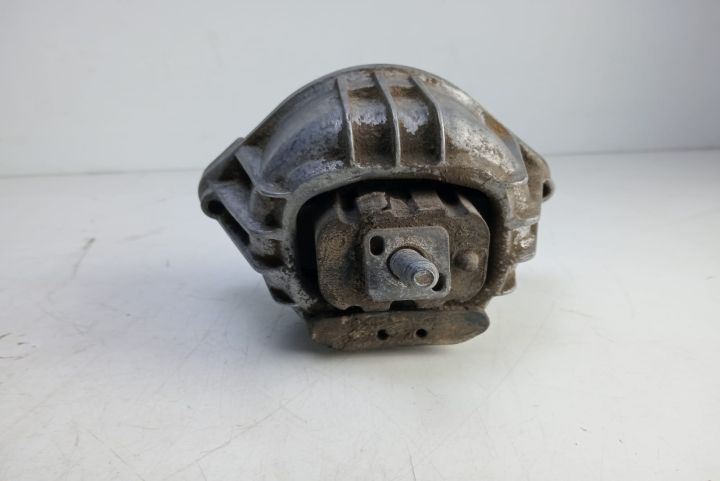 Tampon motor dreapta 13981112 BMW X3 E83 (facelift) seria