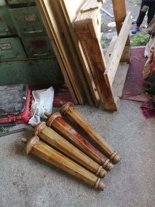 Стол круглый, квадратный, трансформер, стулья.