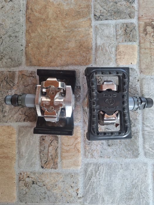 Pedale  semiautomate shimano