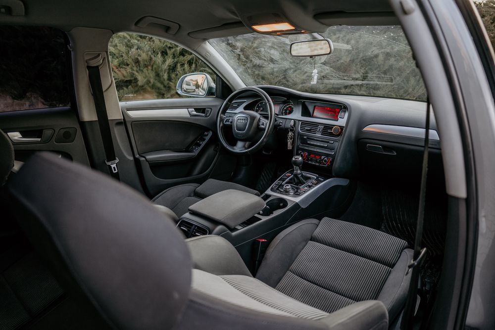 Vând Audi A4 B8, 2.0 TDI
