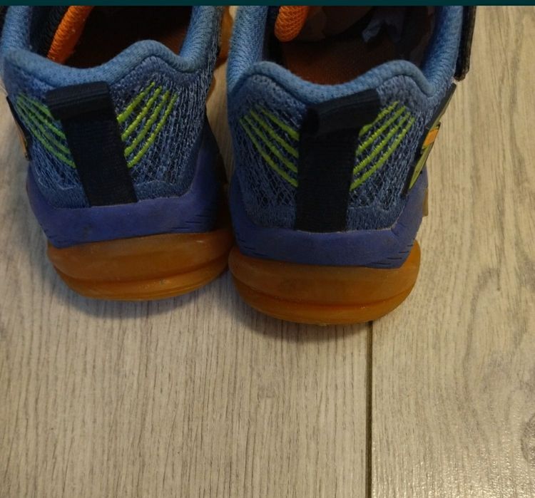 Маратонки Skechers ,кецове Converse