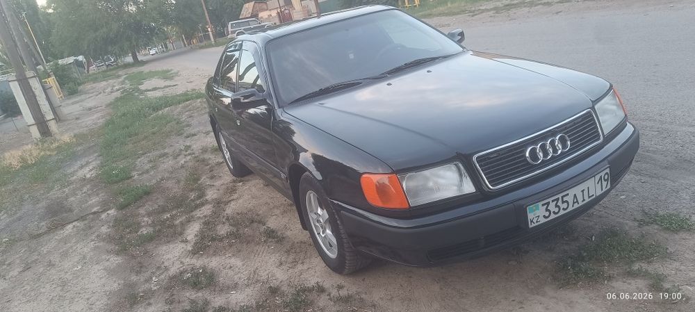 Продам Ауди 100 с4