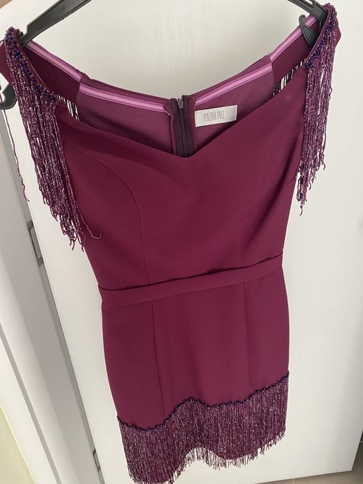 Официална рокля …