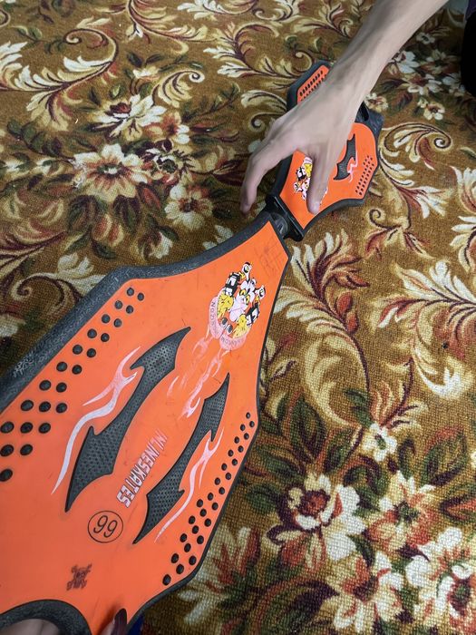 Роллерсёрф (скейт на двух колесах)