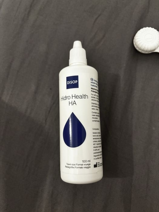 Lentila de contact pentru discromati/daltonisti