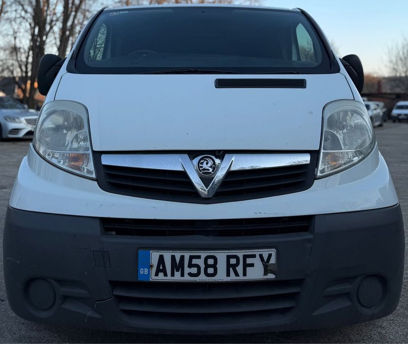 Opel ( Vauxhall vivaro ) - 2009 - 2.0 Diesel - Manual 6+1 Trepte