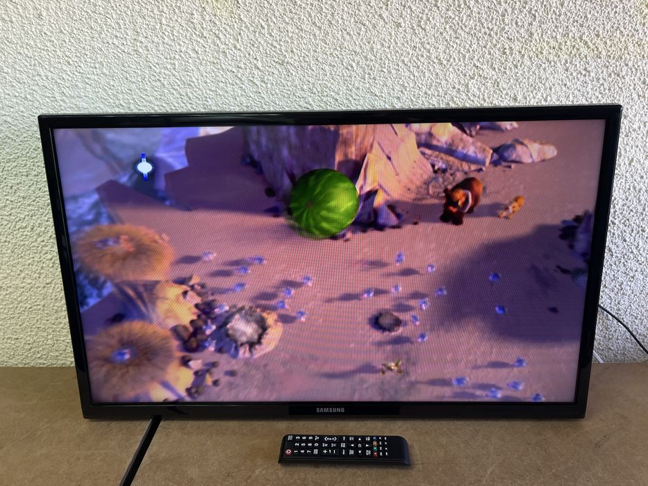 Телевизор Samsung LED 32“ - HG32EC470GW