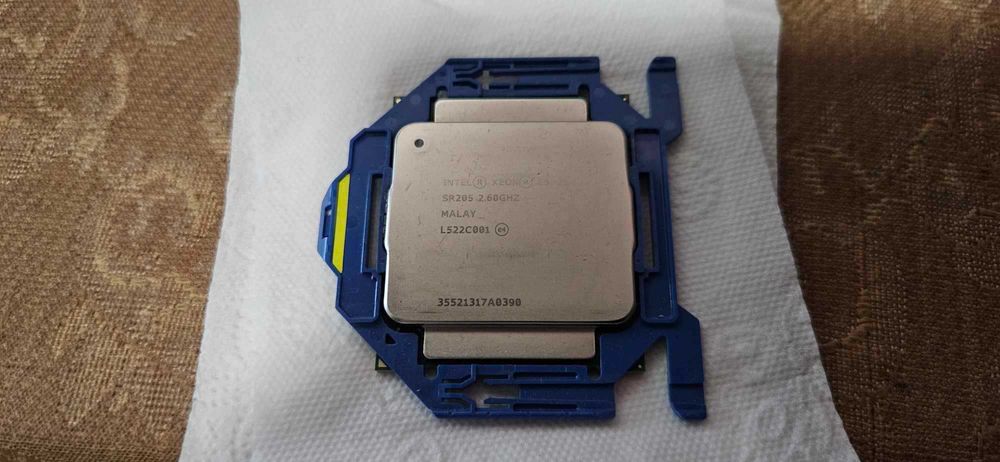 Procesor Server Intel Xeon E5-2640V3 SR205 2.60GHz 8CORE