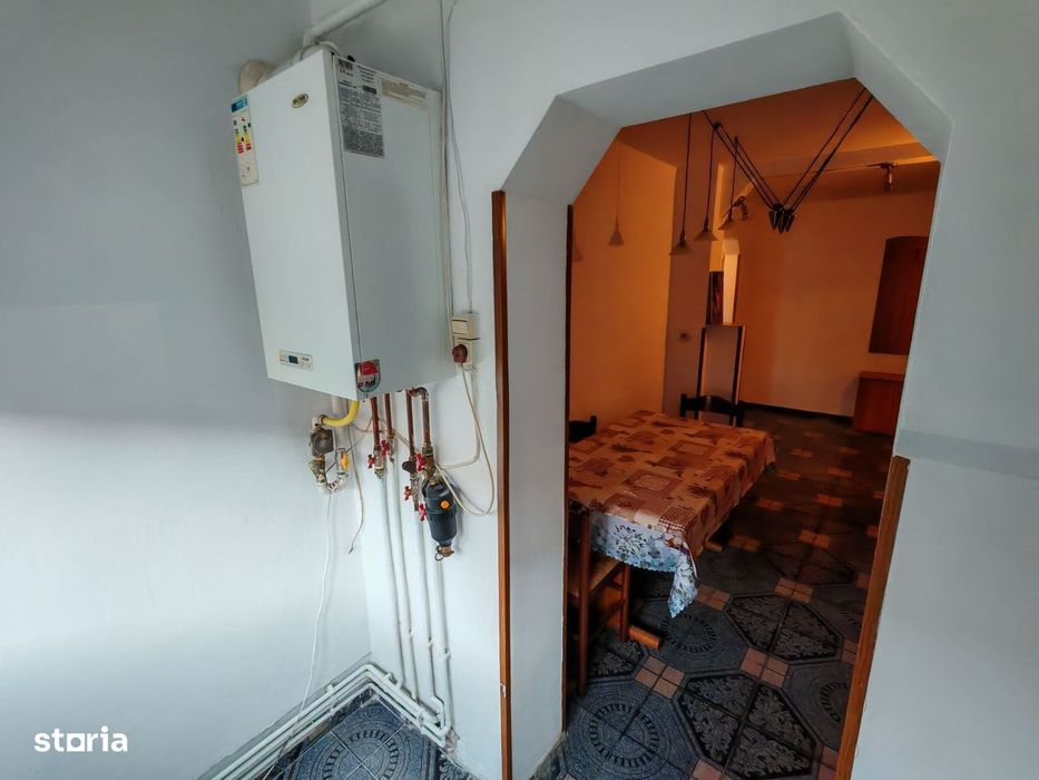 Ofer spre închiriere, pe termelung, apartament 2 camere, etaj 1n