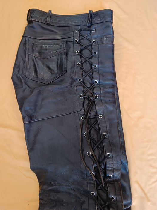 Кожен панталон естествена кожа,мотористки,дебела кожа.