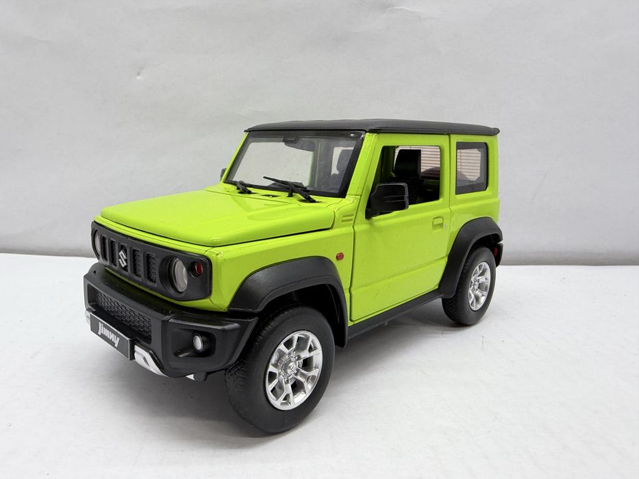 SUZUKI JIMNY machetă auto metalică scara 1:18(20cm)