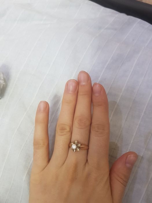 Tilla uzuk sotiladi sirochna!