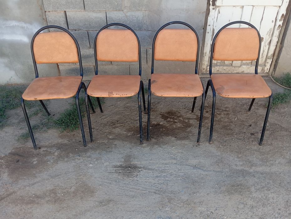 Стулья состояние хорошее