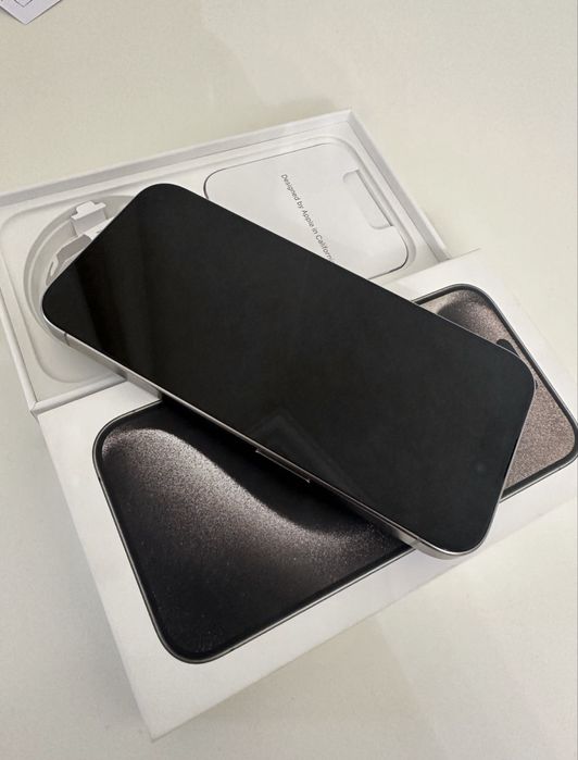 Iphone 15 pro 256gb 80%