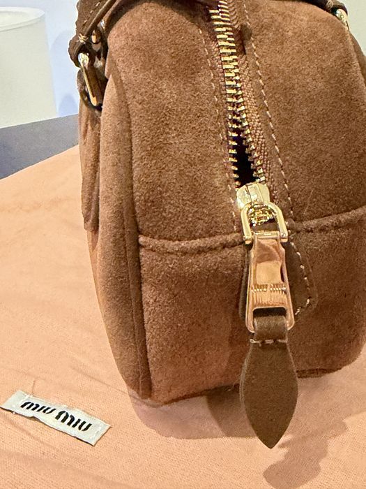 Geanta Miu Miu piele intoarsa