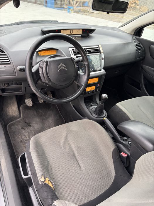 Citroën C4 Coupé 1.6 16v + GPL – 109 CP – 2006 – 145.790 km