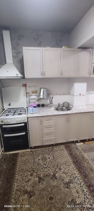 Продается 4 комнатный квартира