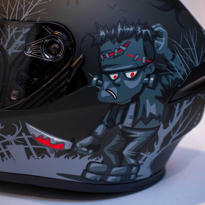 Каска за мотор пистов , скутер , ел. тротинетка др. ( Размер L 59-60)