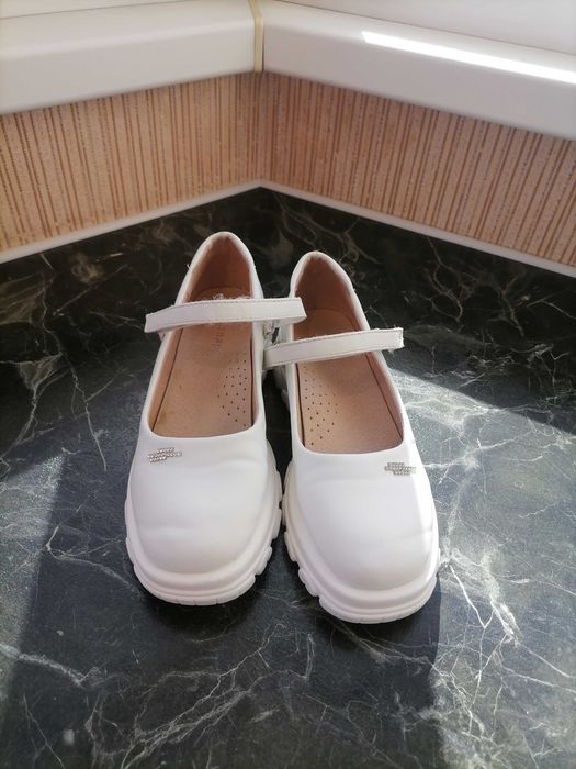 Туфли для девочки