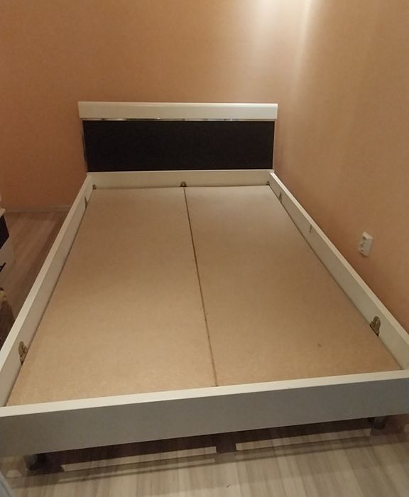 Pat matrimonial, marca Staer