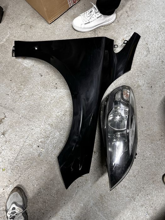 aripă dreapta față volvo v 40.cod:31283327.