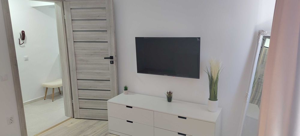 Apartament reamenajat mobilat