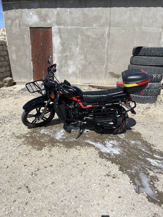 Мотоцикл 200 куб