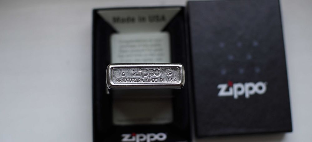 Оригинальная зажигалка Zippo