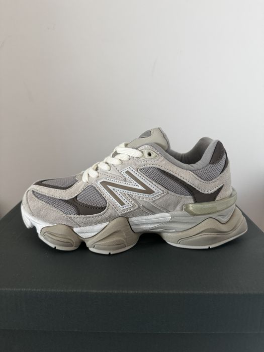 New Balance 9060 Bej