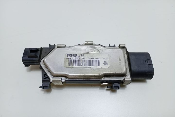 Releu  ventilator 1137328648 Mercedes-Benz A-Class W176 (facelift) se