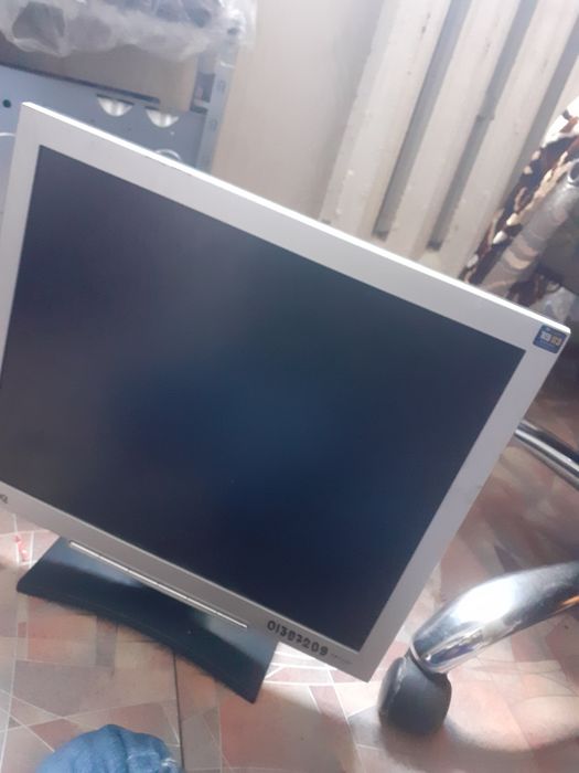 Монитор в нерабочем состоянии продам возможен обмен
