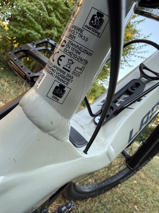 Bicicleta electrica Lapierre Overvolt TR 3.5 Yamaha PW serie ST, doar 220 km