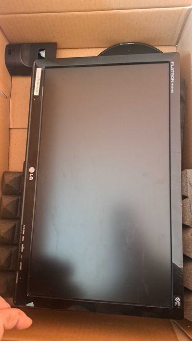 Продава се монитур