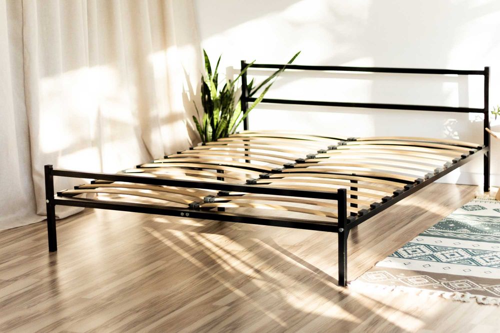 Кровать металлическая