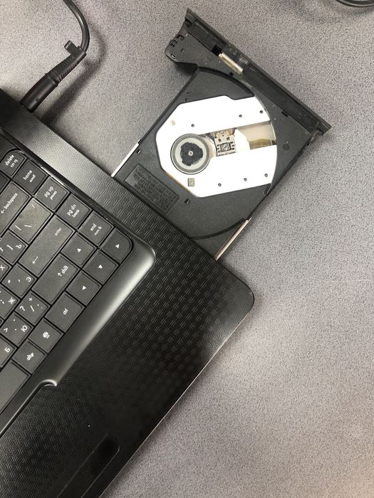 Ноутбук COMPAQ в хорошем состоянии