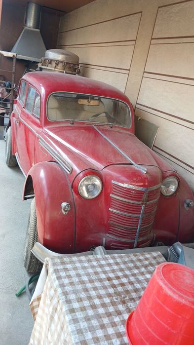 Антикуваг Москвич сотилади